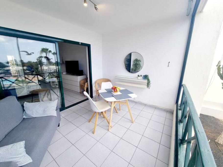Luxury Ocean View Playa Roca Apartment Коста Тегисе Екстериор снимка