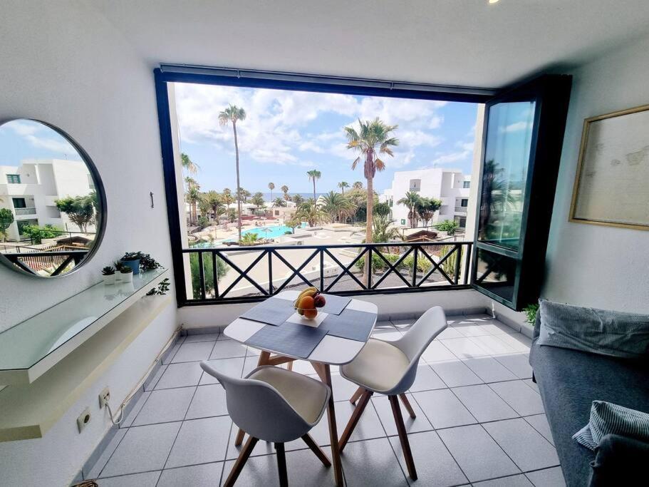 Luxury Ocean View Playa Roca Apartment Коста Тегисе Екстериор снимка